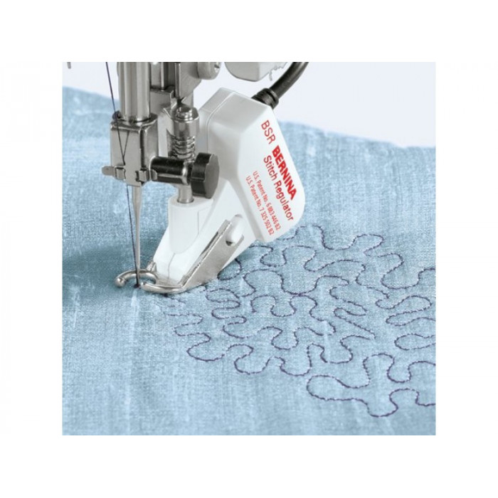 Швейно-вышивальная машина Bernina 790 QE Plus 